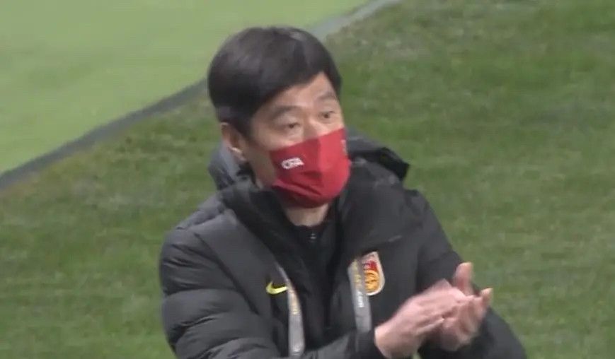 传承与创新的文化融合文旅融合的创新实践影片中，洪剑涛与牛莉饰演的老赵夫妇，代表了新疆文化传承的重要力量。